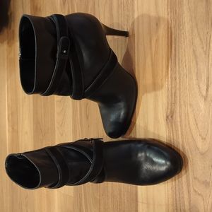 9.5 Cole Haan Nike Air Black Booties